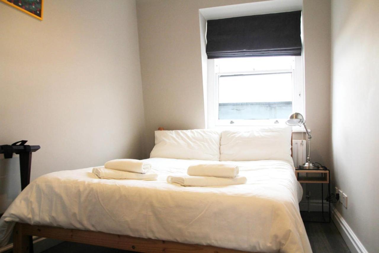 Апартаменты Guestready - Quaint English Flat Near Portobello Лондон Экстерьер фото