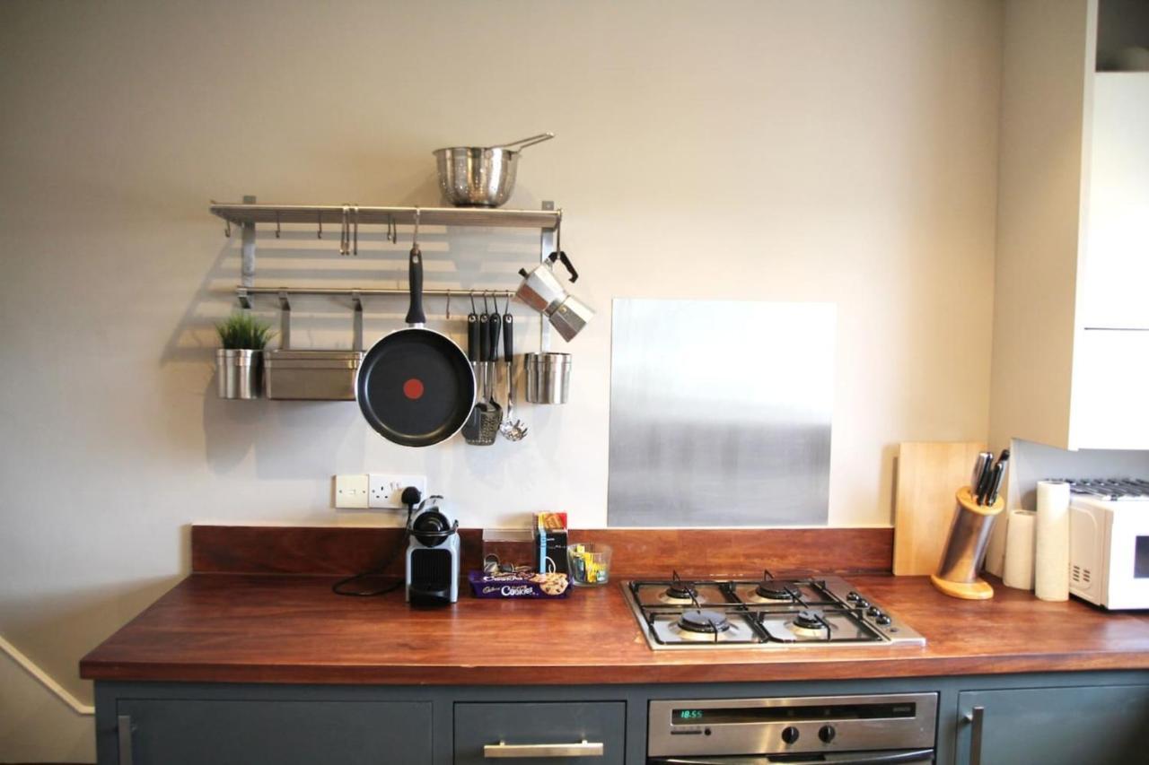 Апартаменты Guestready - Quaint English Flat Near Portobello Лондон Экстерьер фото