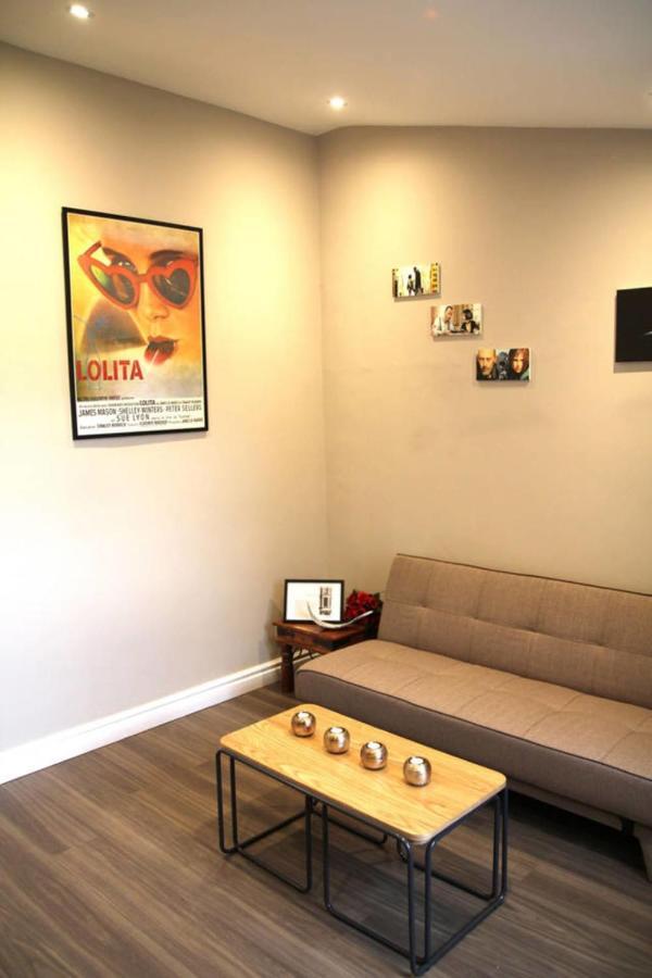 Апартаменты Guestready - Quaint English Flat Near Portobello Лондон Экстерьер фото